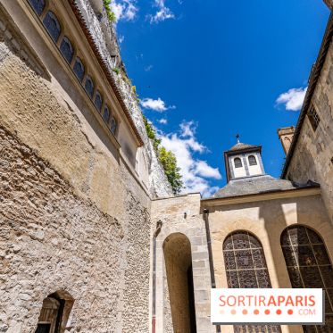 Le Château de la Roche Guyon, le château troglodyte dans le Val-d'Oise - 95 -  cours intérieur