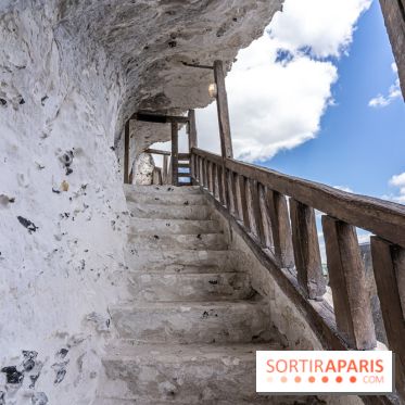 Le Château de la Roche Guyon, le château troglodyte dans le Val-d'Oise - 95 -  escalier 
