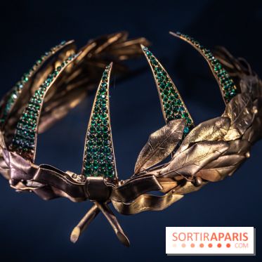 Exposition 'Bijoux de Scène de la Comédie Française' à l'hôtel historique de Mercy-Argenteau qui se dévoile