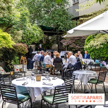 La terrasse du Jardin Privé à Châtelet Les Halles en mode barbecue  -  A7C6503