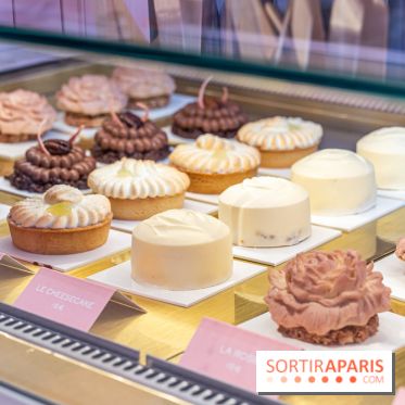 Le Café de la Rose Lancôme par Nina Métayer sur les Champs-Elysées à Paris -  A7C7217