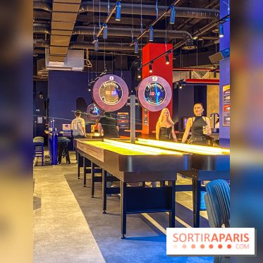 Shuffled, l'enseigne de shuffleboard à Boom Boom Villette - IMG 8553