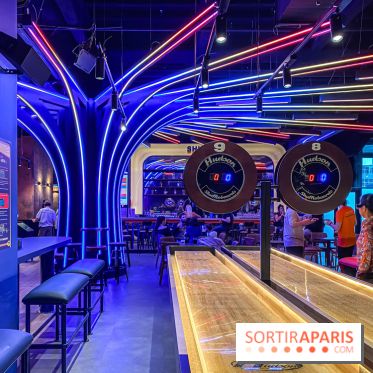 Shuffled, l'enseigne de shuffleboard à Boom Boom Villette - IMG 8592