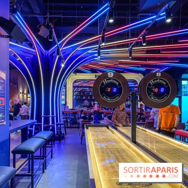 Shuffled, l'enseigne de shuffleboard à Boom Boom Villette - IMG 8593