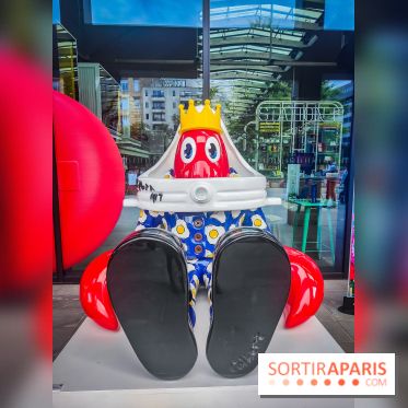 Les homards de l'artiste pop Philip Colbert envahissent la Station F pour une expo gratuite insolite - IMG20240708174708