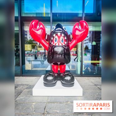 Les homards de l'artiste pop Philip Colbert envahissent la Station F pour une expo gratuite insolite - IMG20240708163333