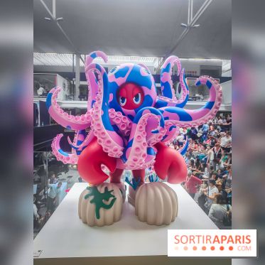 Les homards de l'artiste pop Philip Colbert envahissent la Station F pour une expo gratuite insolite - IMG20240708164347