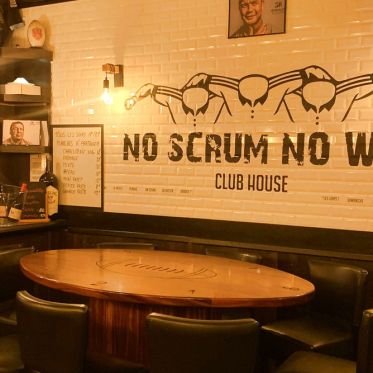 No Scrum No Win Godot Paris 9ème - restaurant bar sportif no scrum no win paris 9 salle