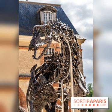 Un dinosaure géant au Château de Dampierre - Jurassique au Château de Dampierre -  A7C8893