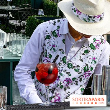 Le Marta, le bar à cocktails perché sur le rooftop de l'Hôtel Barrière Fouquet's Paris tout l'été