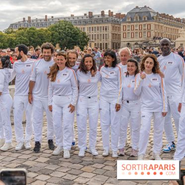 JO Paris 2024 : Les porteurs et relais de la flamme à Versailles -