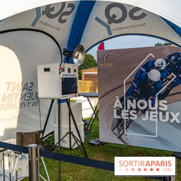 La Fan zone de Saint-Quentin en Yveli!nes, soirée Ofenbach et drones -  A7C0315