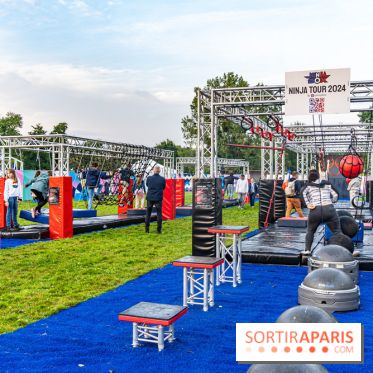 La Fan zone de Saint-Quentin en Yveli!nes, soirée Ofenbach et drones -  A7C0353