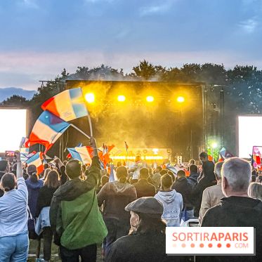 La Fan zone de Saint-Quentin en Yveli!nes, soirée Ofenbach et drones - IMG 1793