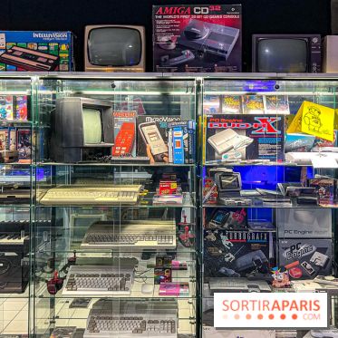Musée Pop Central - voitures de cinéma et arcades vintage