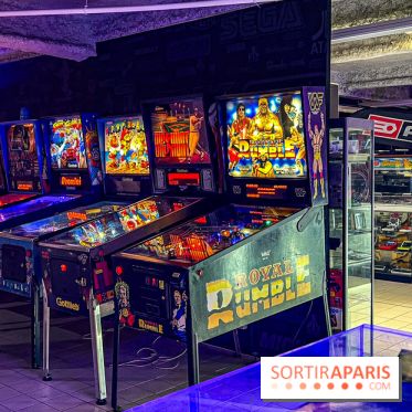 Musée Pop Central - voitures de cinéma et arcades vintage