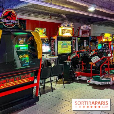 Musée Pop Central - voitures de cinéma et arcades vintage