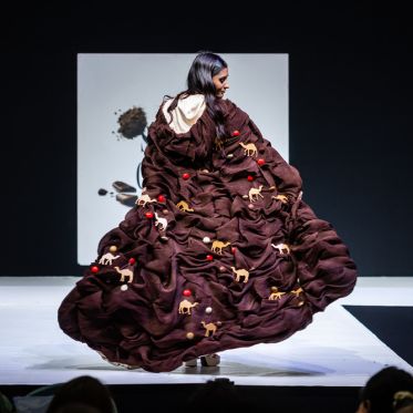 Salon du chocolat 2024 : Rendez-vous à Paris Expo - Porte de Versailles - Cacao Show 06 Defile Jour 1 0020