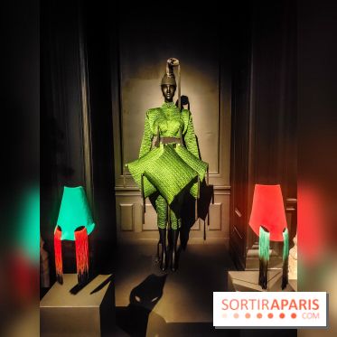 Stephen Jones, chapeaux d'artistes : l'exposition insolite et créative se dévoile au Palais Galliera - IMG20241017102434