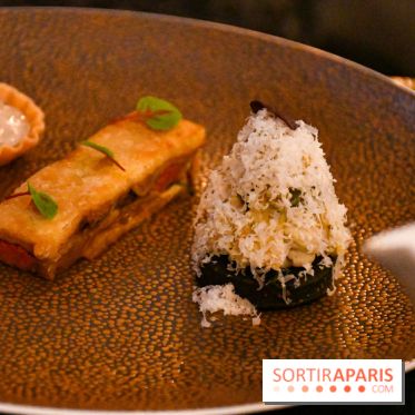 Le Tea Time de l'Hôtel du Prince de Galles à Paris par Hélène Kerloeguen