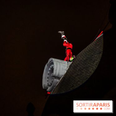 Inauguration des vitrines et décorations de Noël du BHV Marais 2024 avec Léna Mahfouf, Adriana Karembeu et Marc Lavoine -  A7C5920