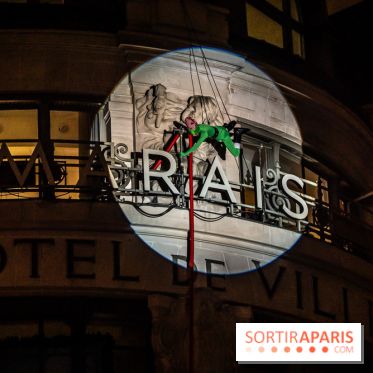 Inauguration des vitrines et décorations de Noël du BHV Marais 2024 avec Léna Mahfouf, Adriana Karembeu et Marc Lavoine -  A7C5925