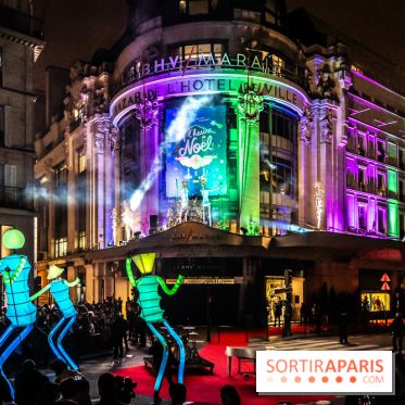 Inauguration des vitrines et décorations de Noël du BHV Marais 2024 avec Léna Mahfouf, Adriana Karembeu et Marc Lavoine -  A7C6027