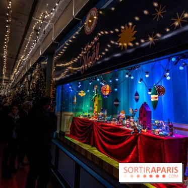 Inauguration des vitrines et décorations de Noël du BHV Marais 2024 avec Léna Mahfouf, Adriana Karembeu et Marc Lavoine -  A7C6171