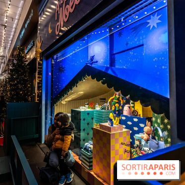 Inauguration des vitrines et décorations de Noël du BHV Marais 2024 avec Léna Mahfouf, Adriana Karembeu et Marc Lavoine -  A7C6179