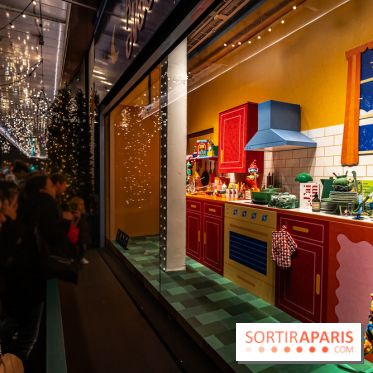 Inauguration des vitrines et décorations de Noël du BHV Marais 2024 avec Léna Mahfouf, Adriana Karembeu et Marc Lavoine -  A7C6184