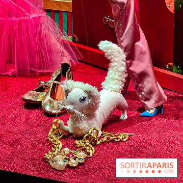 Les vitrines de Noël 2024 du Printemps Haussmann avec Juliette Binoche - image00060