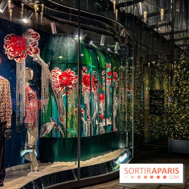 Les vitrines de Noël 2024 de la Samaritaine : Thoiry Lumières Sauvages envahit le grand magasin - Les vitrines de Noël 2024 de la Samaritaine : Thoiry Lumières Sauvages envahit le grand magasin 1125802