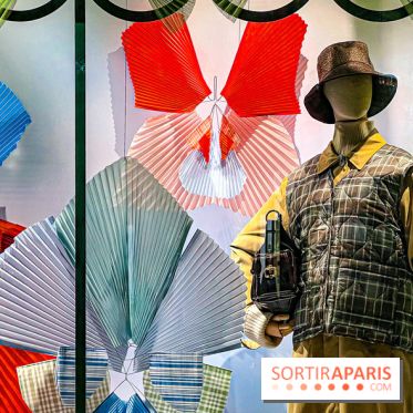 Les vitrines de Noël 2024 de la Samaritaine : Thoiry Lumières Sauvages envahit le grand magasin - Les vitrines de Noël 2024 de la Samaritaine : Thoiry Lumières Sauvages envahit le grand magasin 1125714