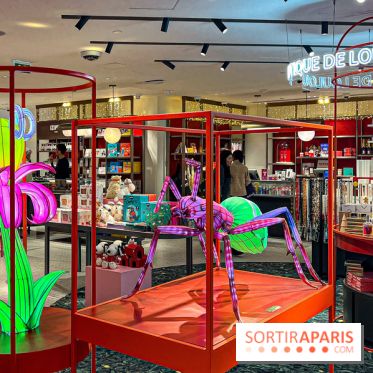Les vitrines de Noël 2024 de la Samaritaine : Thoiry Lumières Sauvages envahit le grand magasin - Les vitrines de Noël 2024 de la Samaritaine : Thoiry Lumières Sauvages envahit le grand magasin 1125767