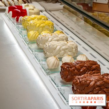 Les Bûches de Noël du Ritz Paris 2024 et les Galettes des Rois 2025 par François Perret - photos -  A7C2551