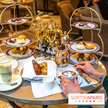 Le tea time de Noël du Crillon 2024 par Matthieu Carlin