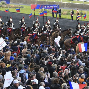 Prix d'Amérique 2025 : une fête et un show unique à l'Hippodrome Paris-Vincennes ! - LC LC  90