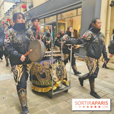 Défilé du Nouvel An Lunaire-Chinois Faubourg Saint-Honoré  - fotor 1738762066395