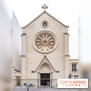 Climbing District Sèvres-Lecourbe, la salle d'escalade dans l'ancienne église Sainte-Rita dans le 15e