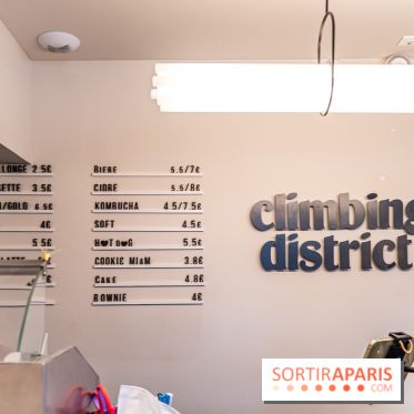 Climbing District Sèvres-Lecourbe, la salle d'escalade dans l'ancienne église Sainte-Rita dans le 15e