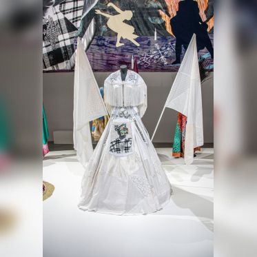 Raphaël Barontini : l'artiste au cœur d'une expo mode au Palais de Tokyo