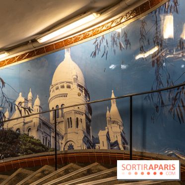 Station Abbesses - métro parisien - A7C02729