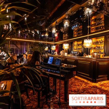 Monsieur Claude, le restaurant par Danny Khezzar à Rueil dans le 92 - salle piano