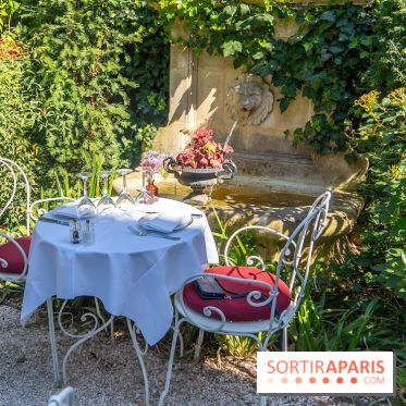Terrasse de l'Hôtel Particulier, le jardin verdoyant au cœur de Montmartre - photo - A7C06375 HDR