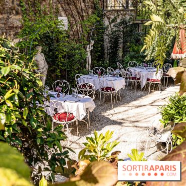 Terrasse de l'Hôtel Particulier, le jardin verdoyant au cœur de Montmartre - photo - A7C06396 HDR
