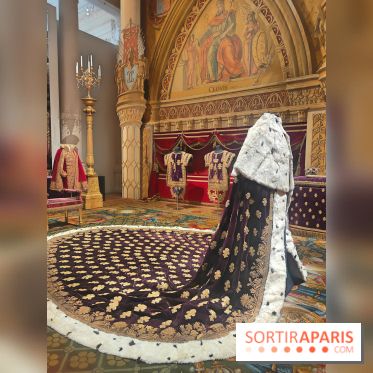 Le Dernier sacre : l'exposition immersive dans les coulisses d'un couronnement au Mobilier national