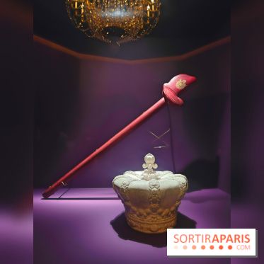 Le Dernier sacre : l'exposition immersive dans les coulisses d'un couronnement au Mobilier national
