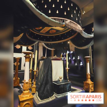 Le Dernier sacre : l'exposition immersive dans les coulisses d'un couronnement au Mobilier national