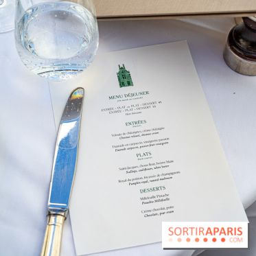 Les Chasses, le restaurant insolite avec une superbe terrasse à l'Abbaye des vaux de Cernay dans les Yvelines