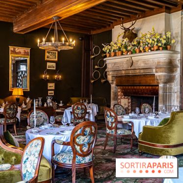 Les Chasses, le restaurant insolite avec une superbe terrasse à l'Abbaye des vaux de Cernay dans les Yvelines